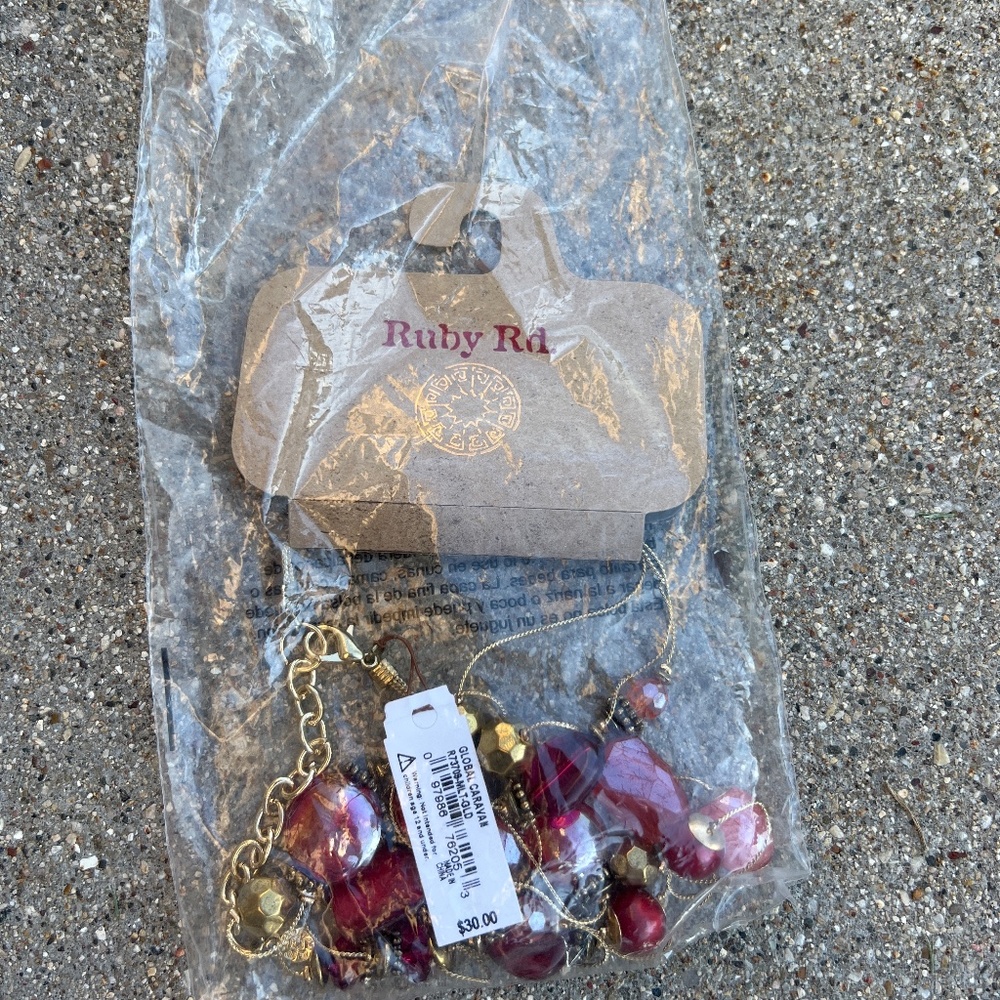 Ruby Rd. Ruby Road Necklace - Women | Color: Ruby/Gold